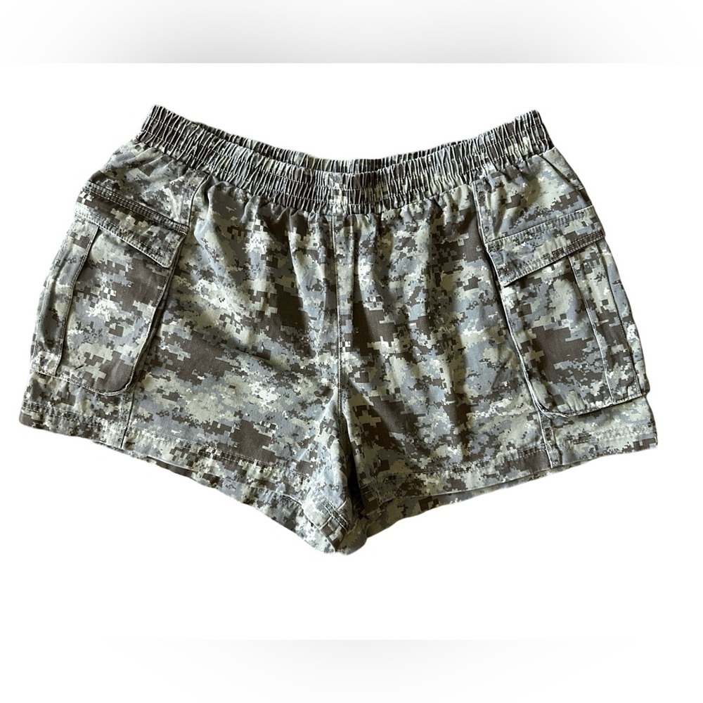 Forever 21+ CARGO SHORT Camouflage Olive Green Gray Women’s Size 1X.